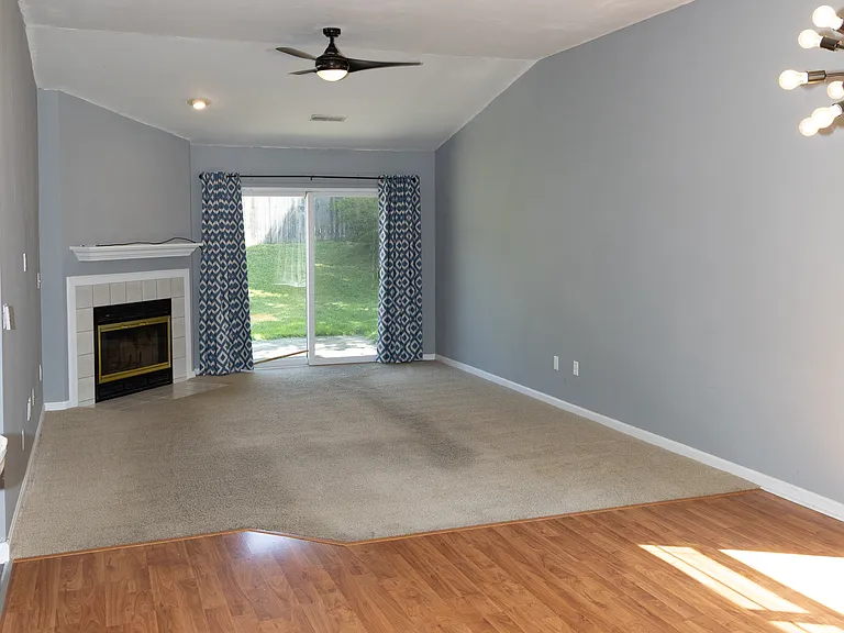 1671 Glenn Abbey Dr — Photo 16