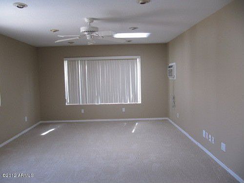 4th image of 467 W Bolero Dr