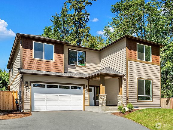 2nd image of 10702 SE 170th Place