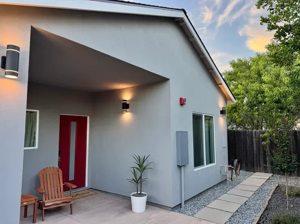 711 N Hobson Ave, West Sacramento, CA 95605