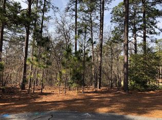 102 Hawick Ct, Pinehurst, NC 28374