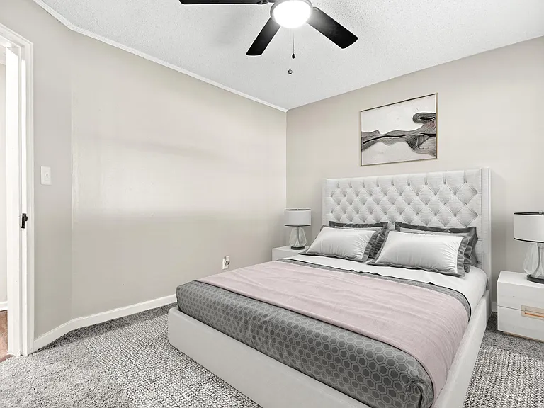 The Duplexes @ Victory — Photo 4