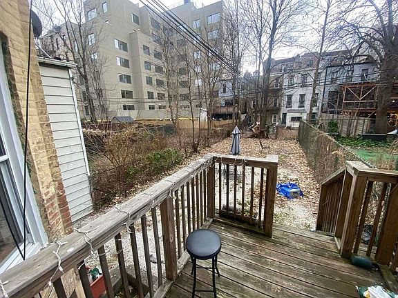 5th image of 356 Parkside Ave #1