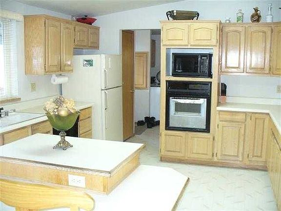 3rd image of 1818 W 21st Ave