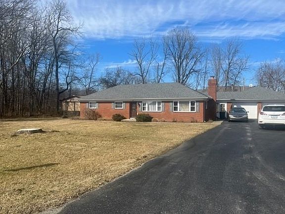 3rd image of 998 N County Road 50 E