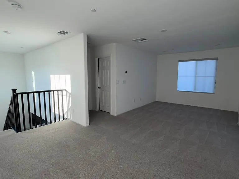 10610 Sariah Skye Ave — Photo 35
