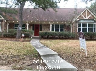 9718 Braesmont Dr, Houston, TX 77096