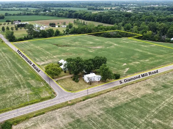 1983 S Diamond Mill Rd, New Lebanon, OH 45345