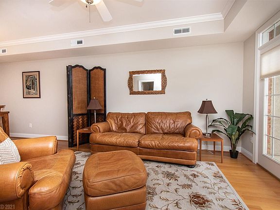 4th image of 401 S Main St Suite 312