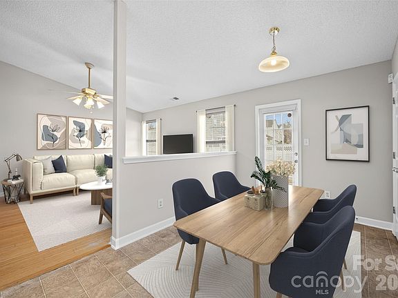 4th image of 4907 Cornelia Dr