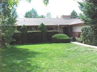 2802 Country Club Cir, Colorado Springs, CO 80909