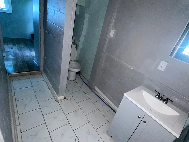 1768 S Trezevant St #2 — Photo 7