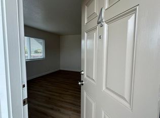 750 Hawthorne St #4, Monterey, CA 93940