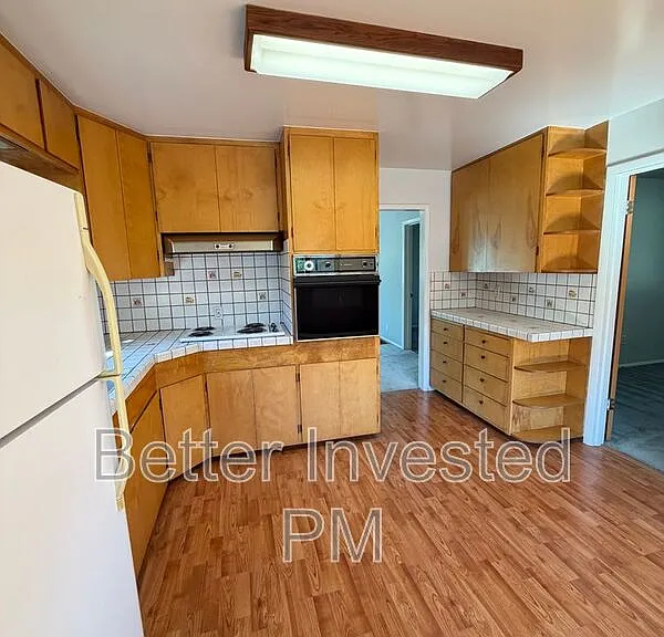204 N Main St — Photo 15