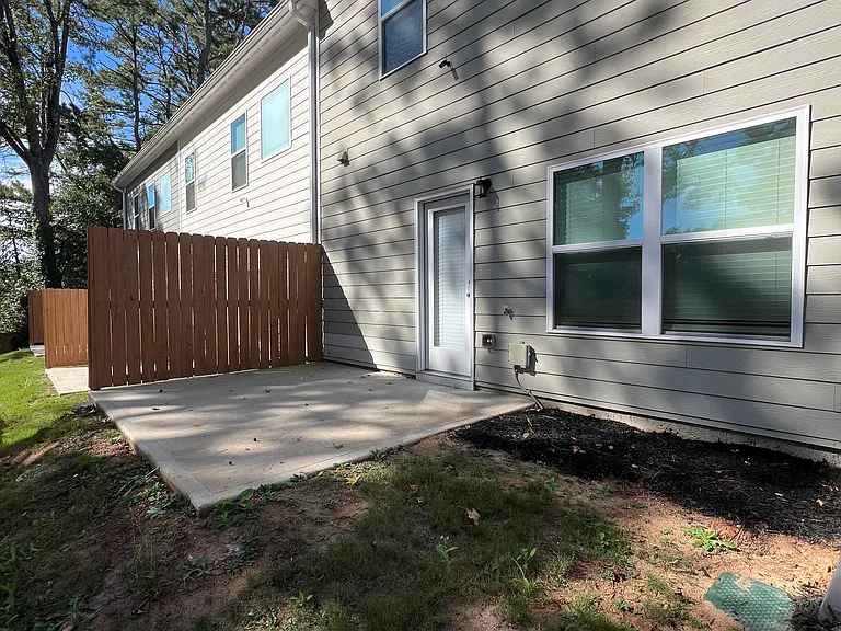 5745 Silver Lake Dr — Photo 31