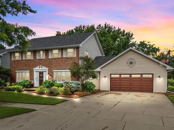 1501 S Clara St, Appleton, WI 54915