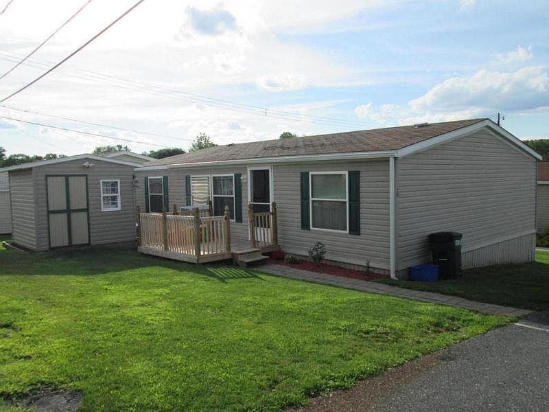 1st image of 28 Stonehill Park