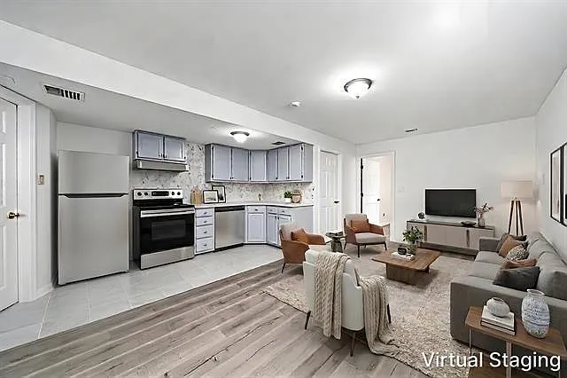 79 Sherman Pl — Photo 3