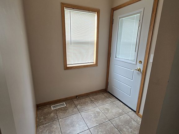 4th image of 1401 5th St