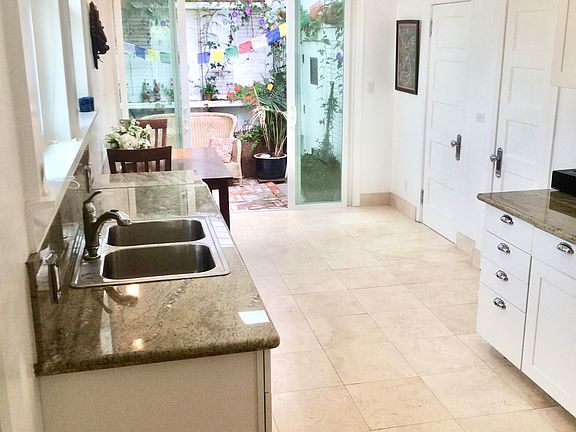 2nd image of 1307 Santa Clara Ave #1