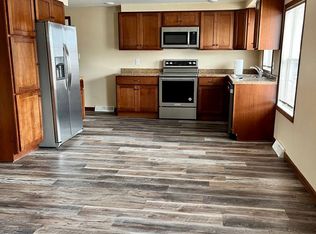 847 Abrams St, Green Bay, WI 54302