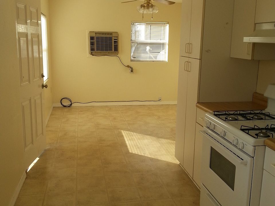 2nd image of 159 E Phelps St
