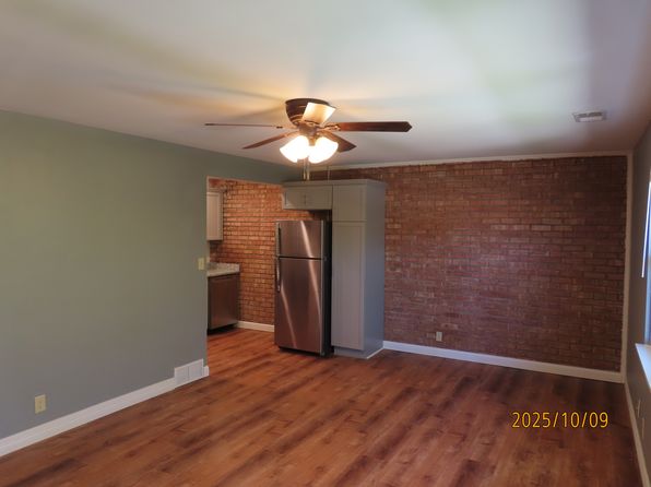 804 S Elm St APT 6