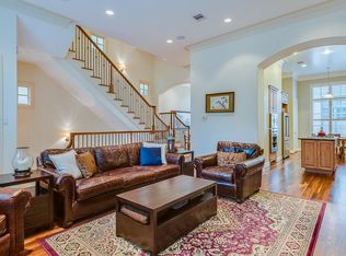 4810 Austin St #B, Houston, TX 77004