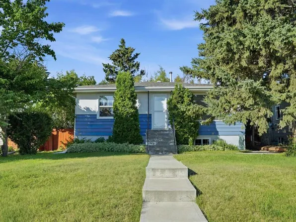 8335 N 34th Ave NW, Calgary, AB T3B 1R1