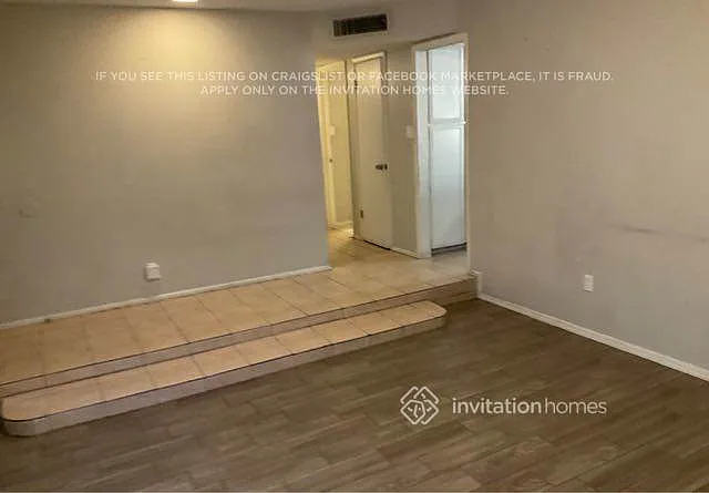 3725 W Barnes Ln Phoenix, AZ 85051 — Photo 2