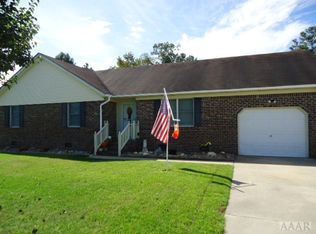 1011 Meadow Dr, Elizabeth City, NC 27909
