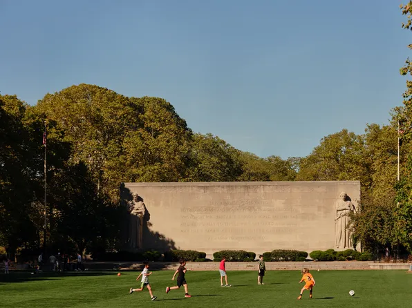 567 Fulton Street image 27 of 29