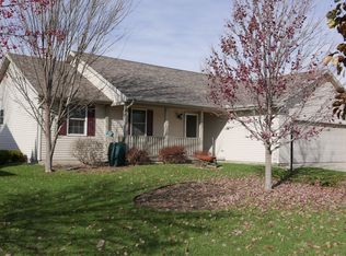 2603 Fieldcrest Dr, Urbana, IL 61802