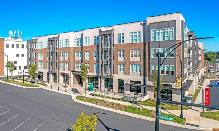 Primary Photo - One North Center