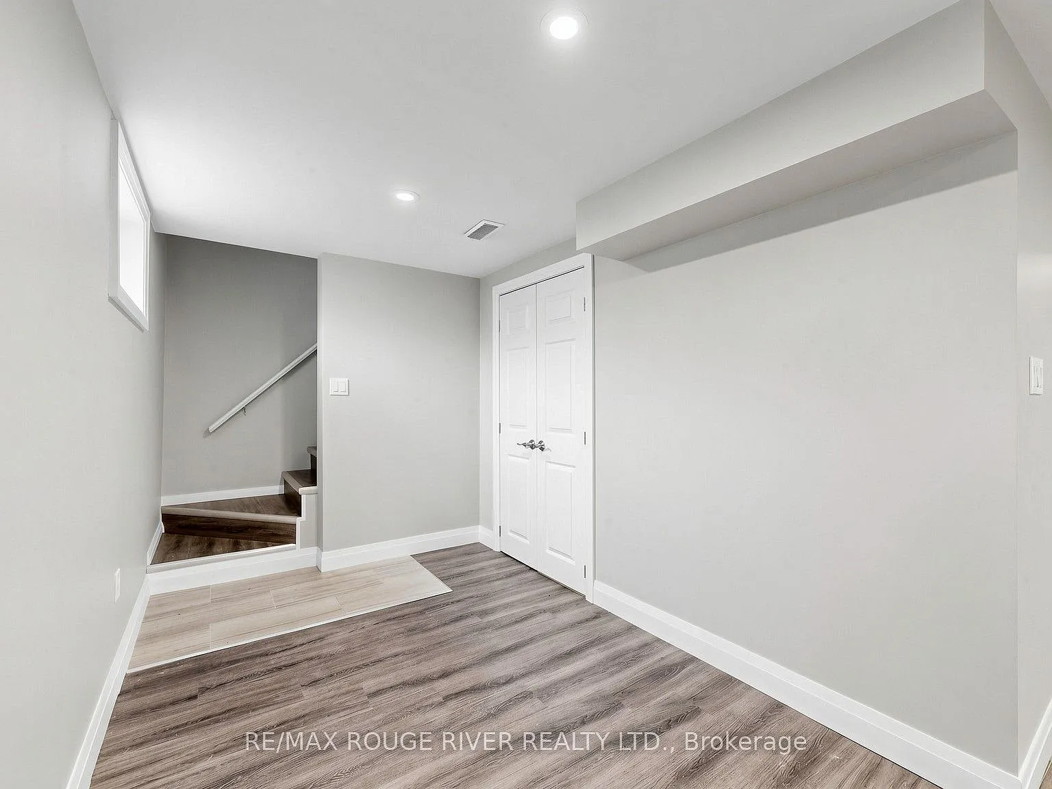 3 bed, $1,650 — Photo 2
