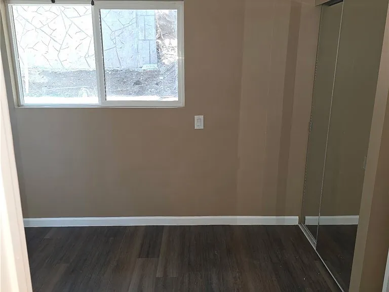 979 Venus Way — Photo 8