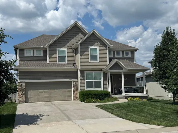 18942 W 168th St, Olathe, KS 66062