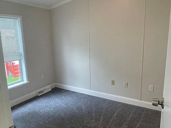 5th image of 610 Theozel Ln