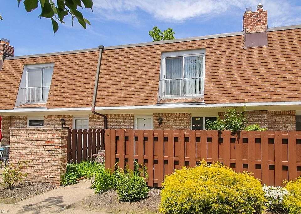 1st image of 6474 Concord Dr #9