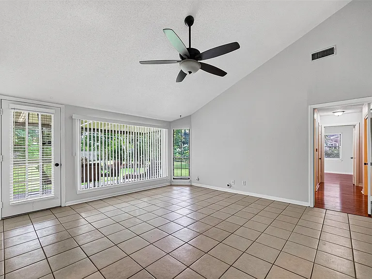 5114 Beechnut St — Photo 12