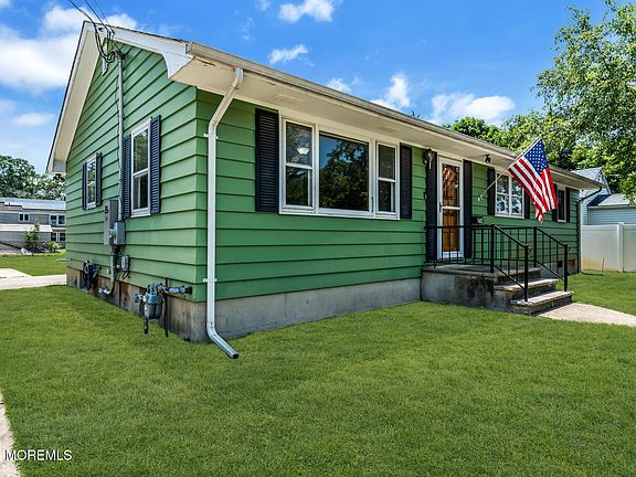 4th image of 514 Pine Street