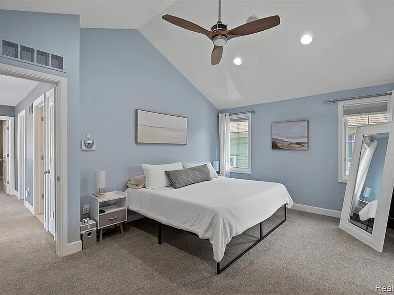 1400 Holland St — Photo 22