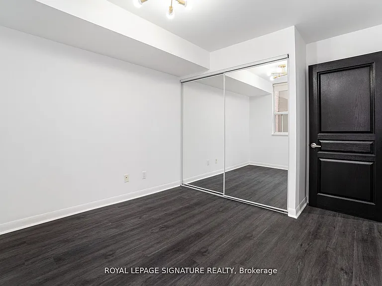 323 Richmond St E #405 — Photo 9