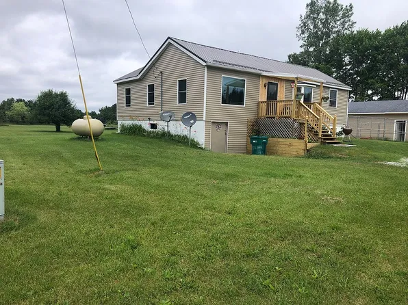 4266 Turtle Rd, Turner, MI 48765