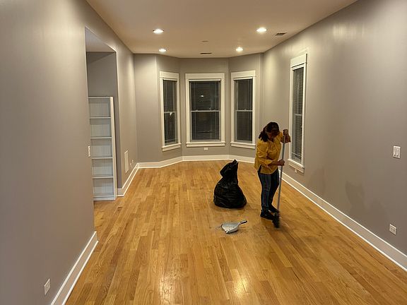 4th image of 2212 W Sunnyside Ave Ste 2