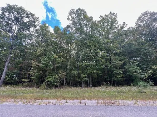 2451 Arrow Trl, Monterey, TN 38574