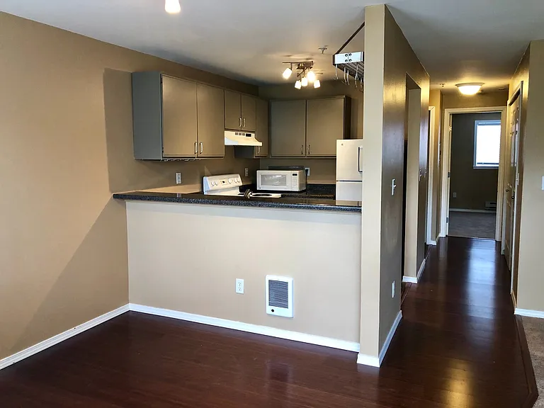 5000 Lake Washington Blvd NE #E105 — Photo 11