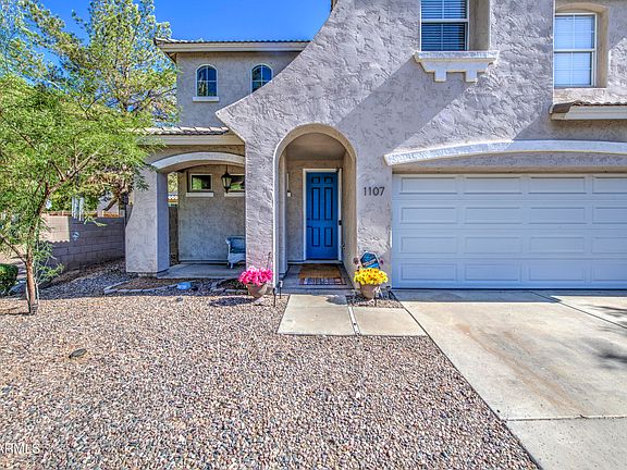 4th image of 1107 E La Salle Street