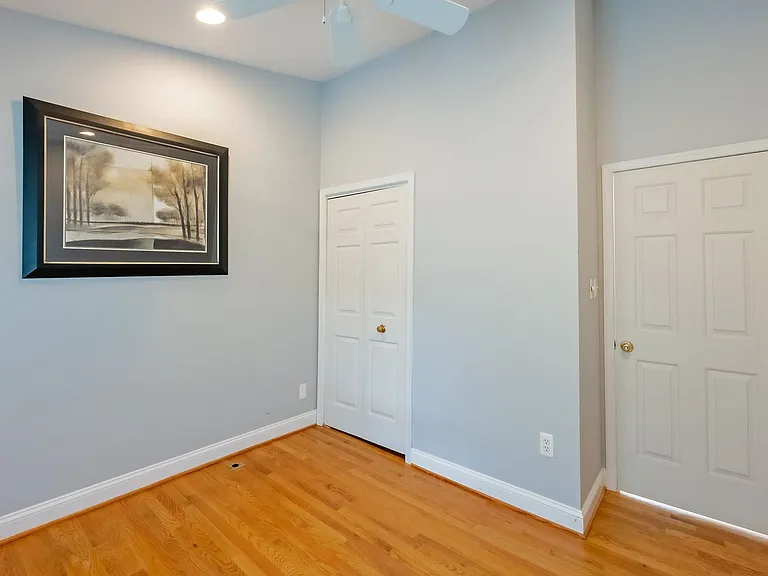 215 Lynn Manor Dr — Photo 43
