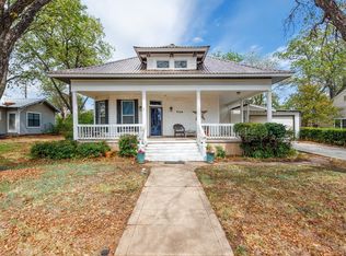 714 W College Ave, Coleman, TX 76834